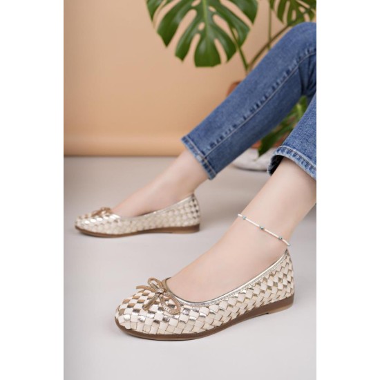 MAMMAMİA D25YA-525 FİYONK DETAYLI KADIN DERİ BABET