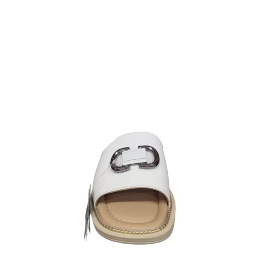 VENÜS 2512205Y İNCE TABAN TOKA DETAYLI DERİ KADIN TERLİK