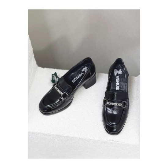 VENÜS 2512701Y TOPUKLU TOKA DETAYLI KADIN DERİ AYAKKABI